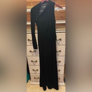 Betsy & Adam Black One-Shoulder Long Sleeve Dress
